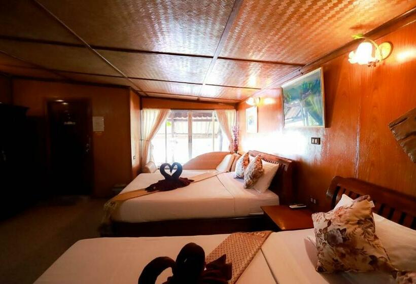 Семейный Номер, Tongta Phaview Resort