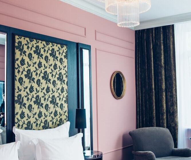 高级园景房, Dom Boutique Hotel By Authentic Hotels