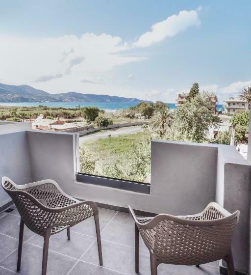Люкс Superior, Ikaros Suites