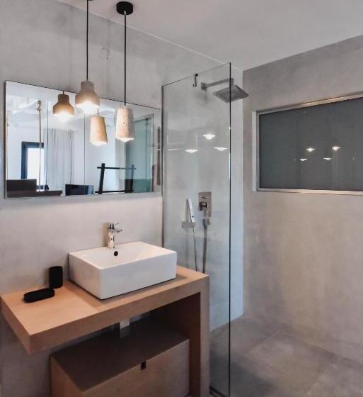 Люкс Вид на Море, Ikaros Suites