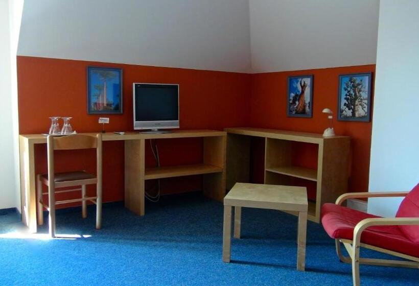 Номер Стандарт Трехместный, Family Hotel Maxim