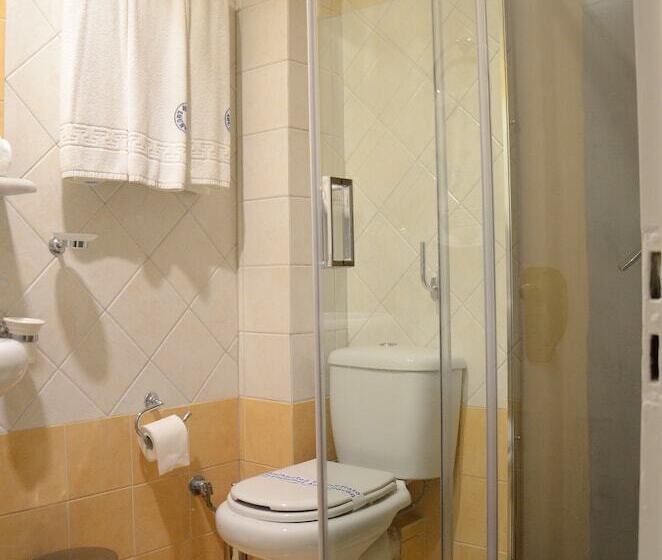 Номер Стандарт Трехместный, Marie Palace