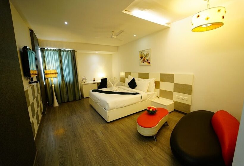 اتاق اجرایی, Vijay Parkinn Coimbatore