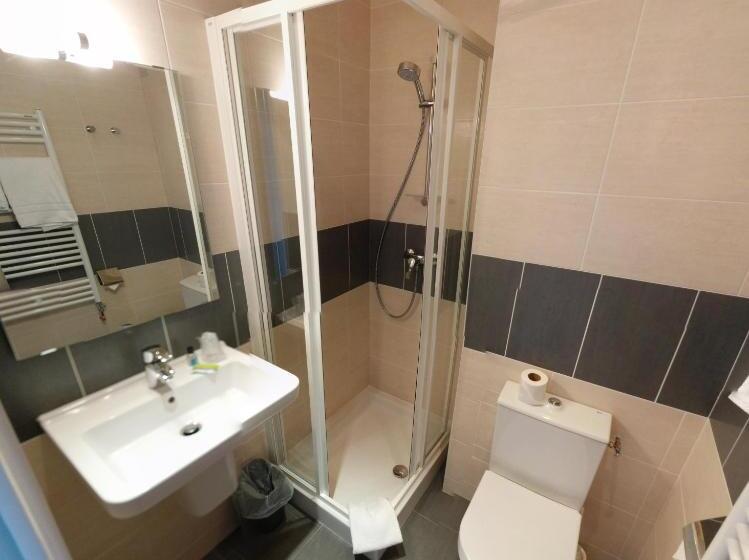 Номер Стандарт, Contact Hôtel   Hôtel Le Lion D Or Lamballe