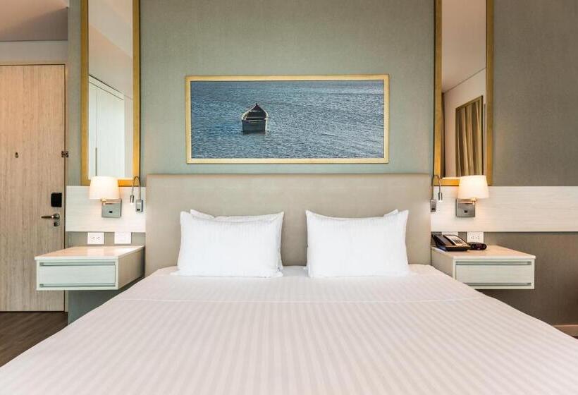 Номер Deluxe Кровать Кинг, Crowne Plaza Barranquilla, An Ihg