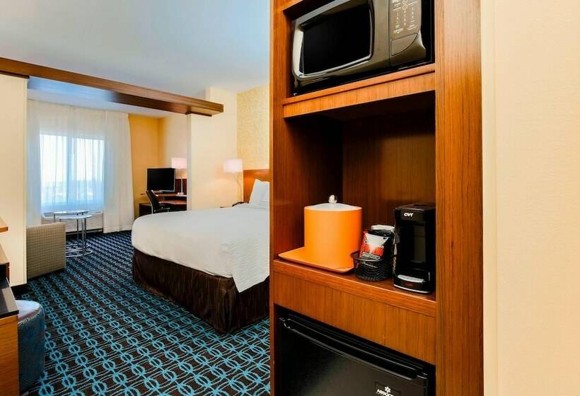 Люкс, Fairfield Inn & Suites By Marriott Pecos
