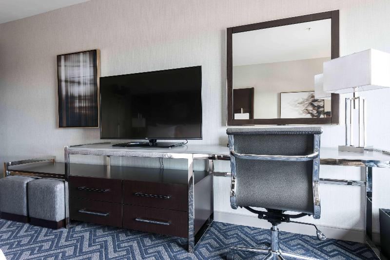 Стандартный Номер Кровать Кинг, Hilton Garden Inn Foxborough Patriot Place