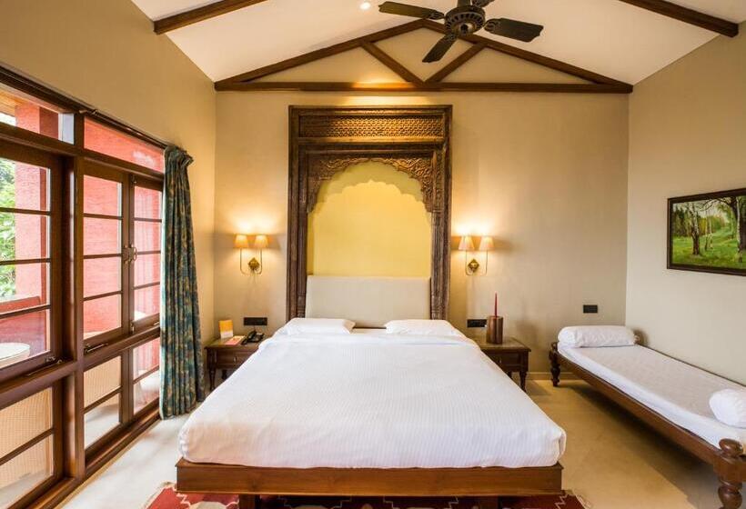 Люкс, Ramsukh Resorts And Spa