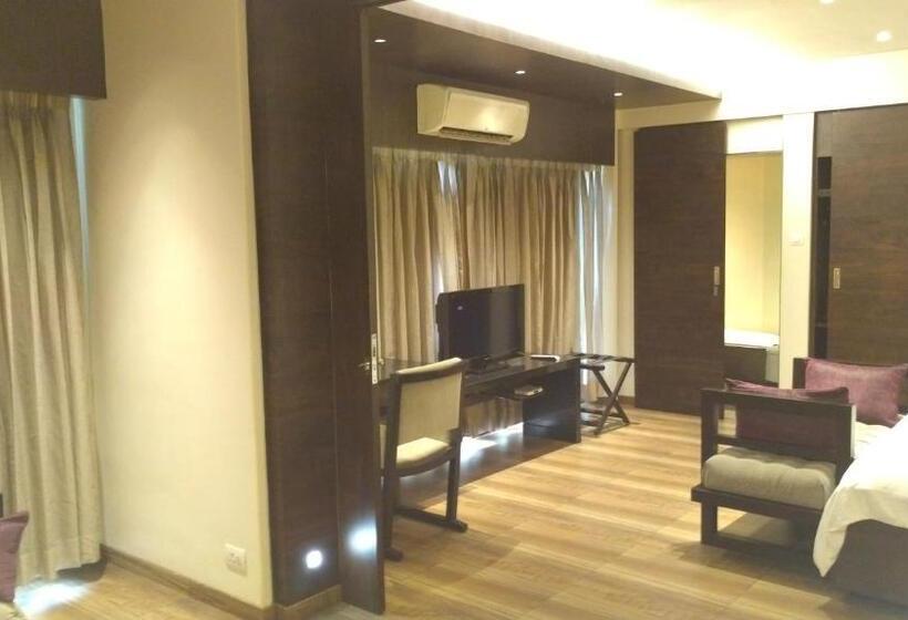 Люкс Повышенной Комфортности, Sankam Residency