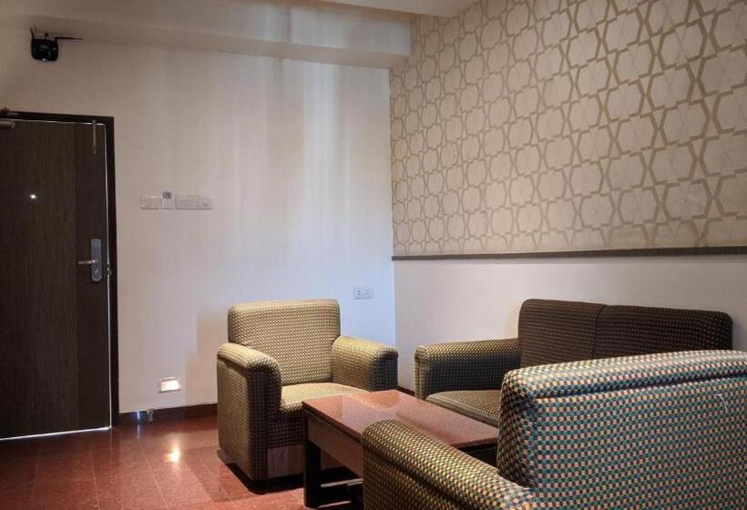 Президентский Люкс, Sankam Residency