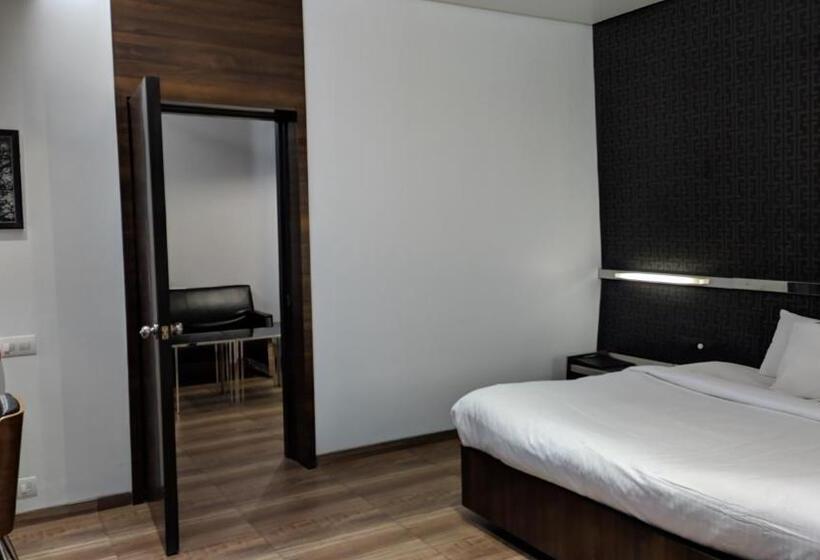 Люкс Повышенной Комфортности, Sankam Residency