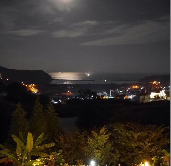 Студия Стандарт Вид на Море, Namhae Neuhaus