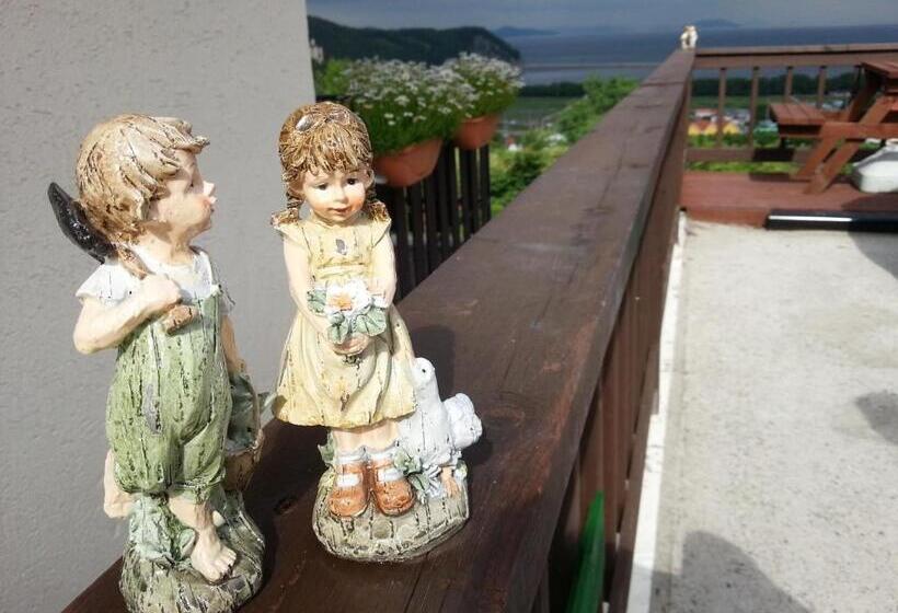 Студия Стандарт Вид на Море, Namhae Neuhaus