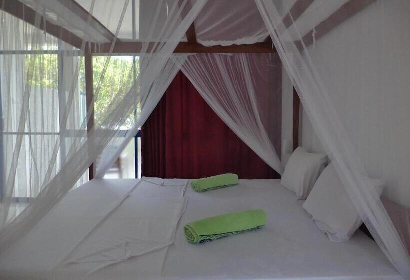 اتاق استاندارد سه نفره, Paradise Beach Resort & Diving School