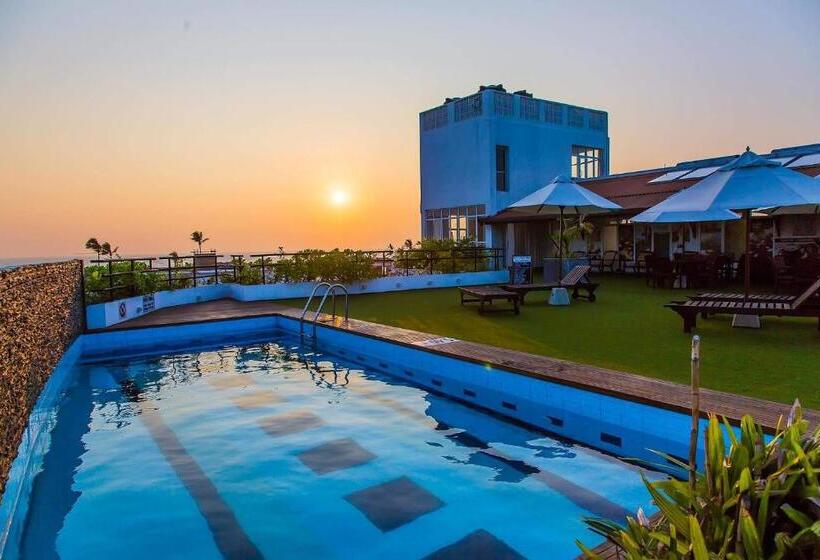 Семейный Номер Deluxe, Refresh Hotel Hikkaduwa