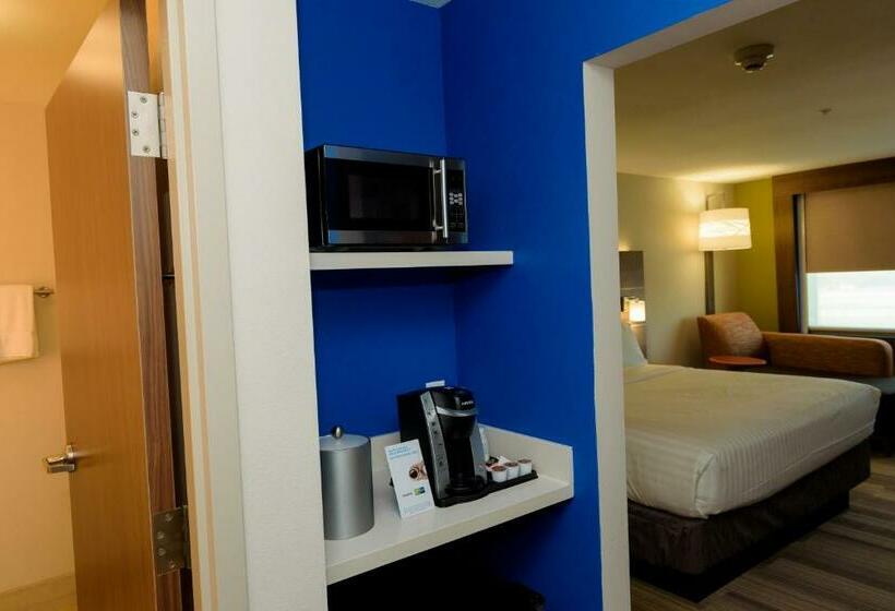 חדר סטנדרט עם מיטת קינג, Holiday Inn Express & Suites Mckinney   Frisco East, An Ihg