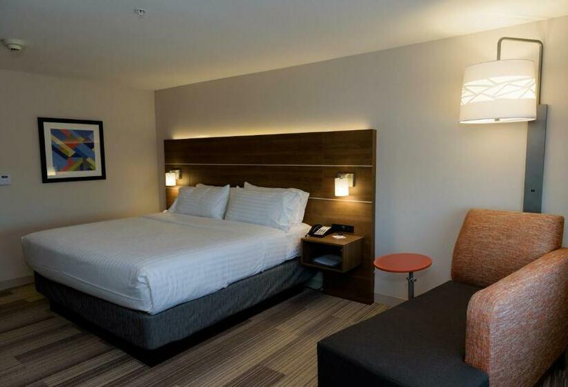 带大床的标准间, Holiday Inn Express & Suites Mckinney   Frisco East, An Ihg