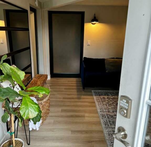 Студия Deluxe, New Modern Apt W/pool & Hot Tub In Nature