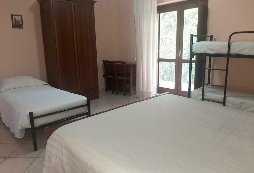 Номер Стандарт, Residenza Rurale L Antico Castagneto