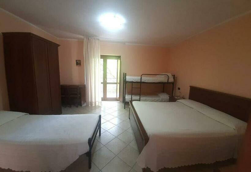 Номер Стандарт, Residenza Rurale L Antico Castagneto