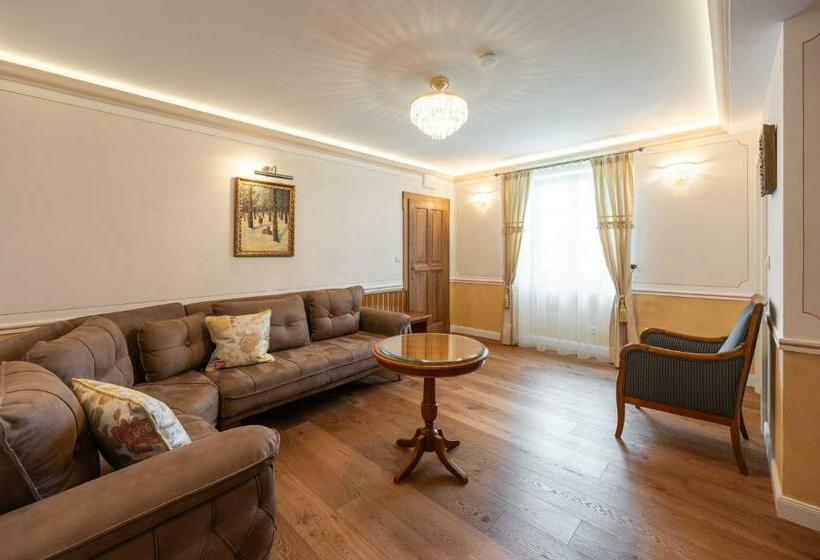 Номер Deluxe, Zámeček   Chateau Lány   Depandance Stroodel