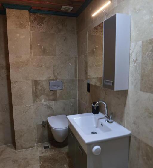 اتاق اکونومی, Stone Owl Otel & Restaurant