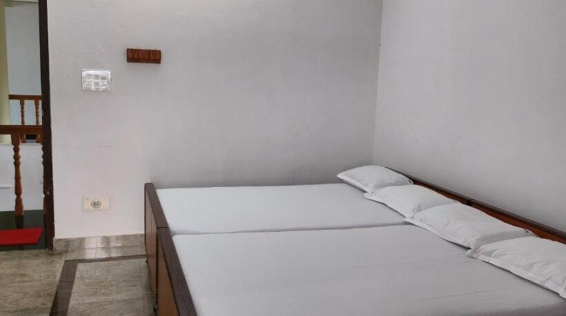 标准三人间, Raja Palace Resort & Mini