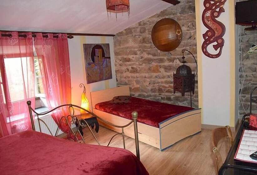 Номер Стандарт Трехместный, Chateau Des Aiguilles