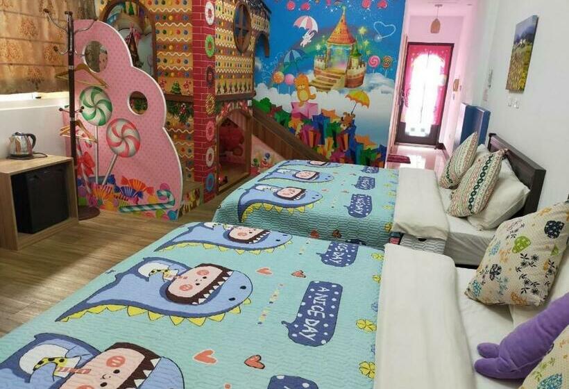 اتاق خانوادگی, Nan Jing 222 Homestay