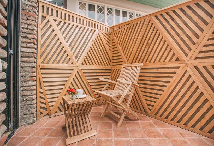 Standard Room, Kisi Boutique