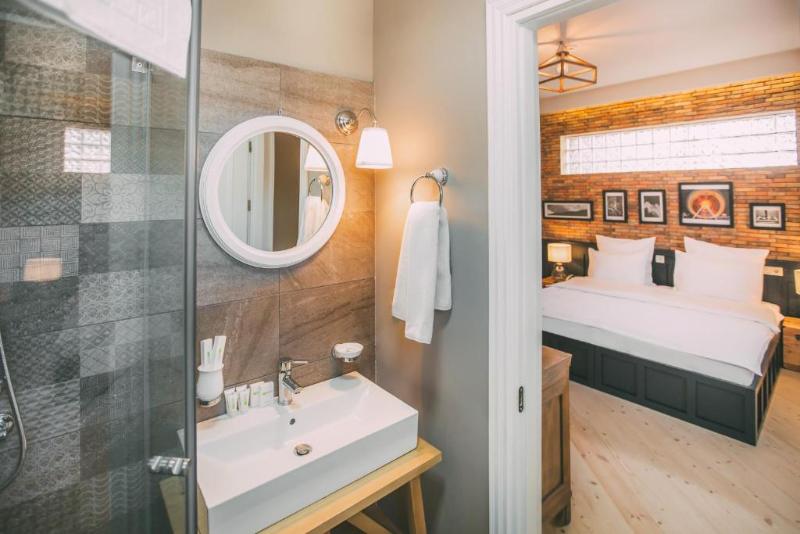 Standard Room, Kisi Boutique