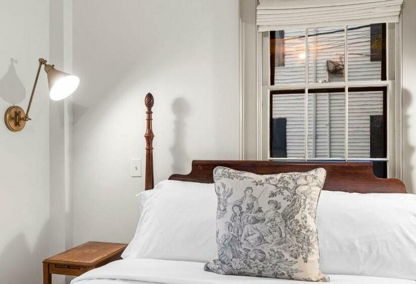 带2个卧室的套房, The Davenport Inn