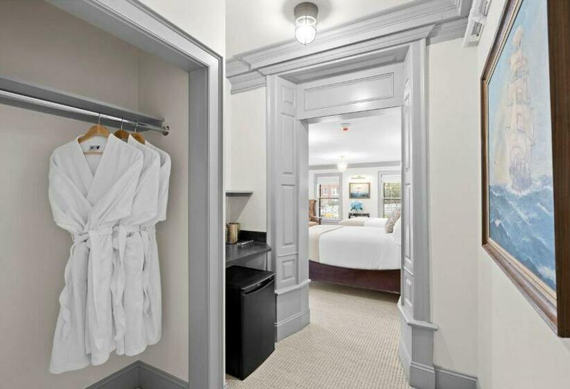 带2个卧室的套房, The Davenport Inn