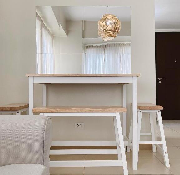 Апартаменты 1 Спальня, Huge 1bedroom Condotel W Balcony Near Smart Araneta Coliseum