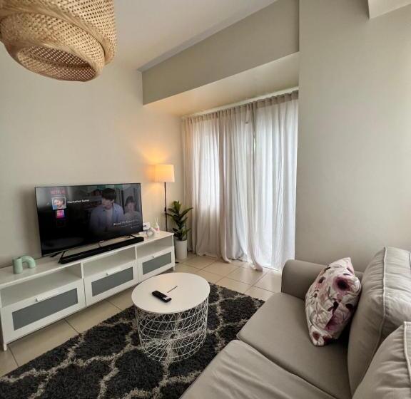 Апартаменты 1 Спальня, Huge 1bedroom Condotel W Balcony Near Smart Araneta Coliseum