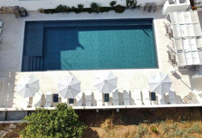 Номер Стандарт с Гидромассажем, Zahra Superior Suite With Private Pool