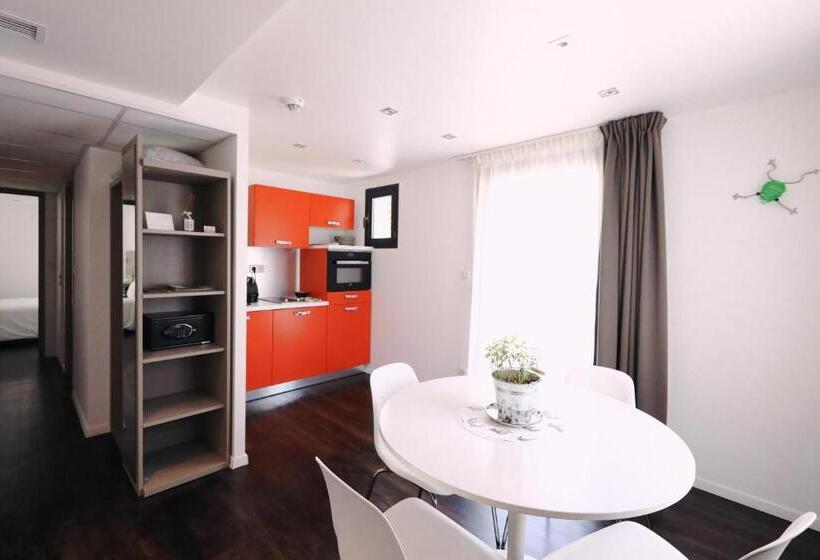 Номер Deluxe, Appart  Hotel La Girafe Marseille Est   Porte D Aubagne
