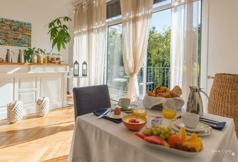 Четырехместный Номер Стандарт, Villa Verde La Rochelle