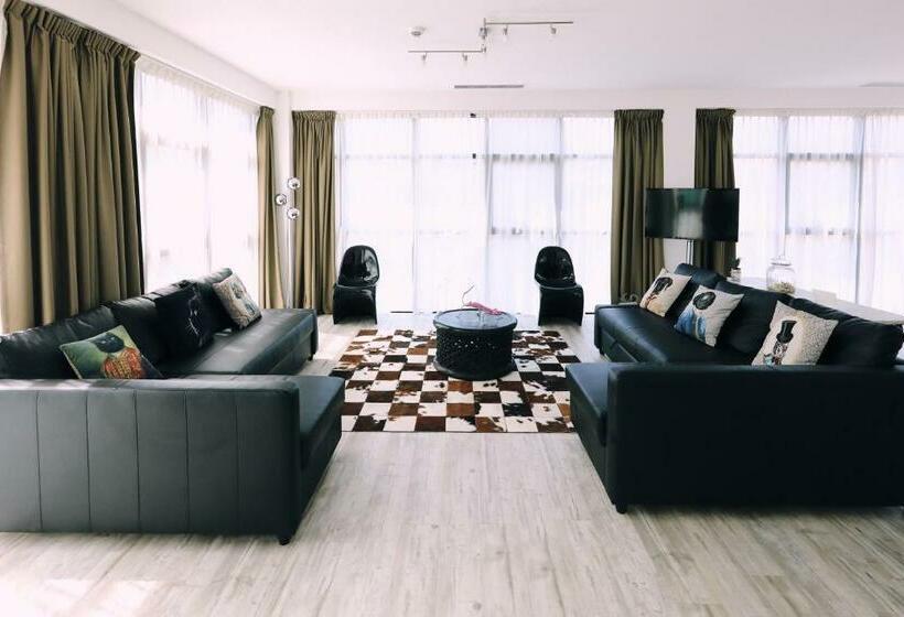 Люкс, Appart  Hotel La Girafe Marseille Est   Porte D Aubagne