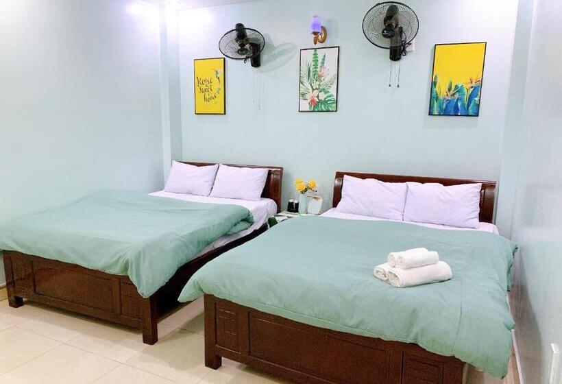 اتاق استاندارد چهار تخته, Bao Long Guest House