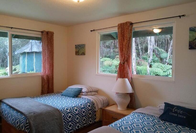 Семейный Номер, Aloha Crater Lodge