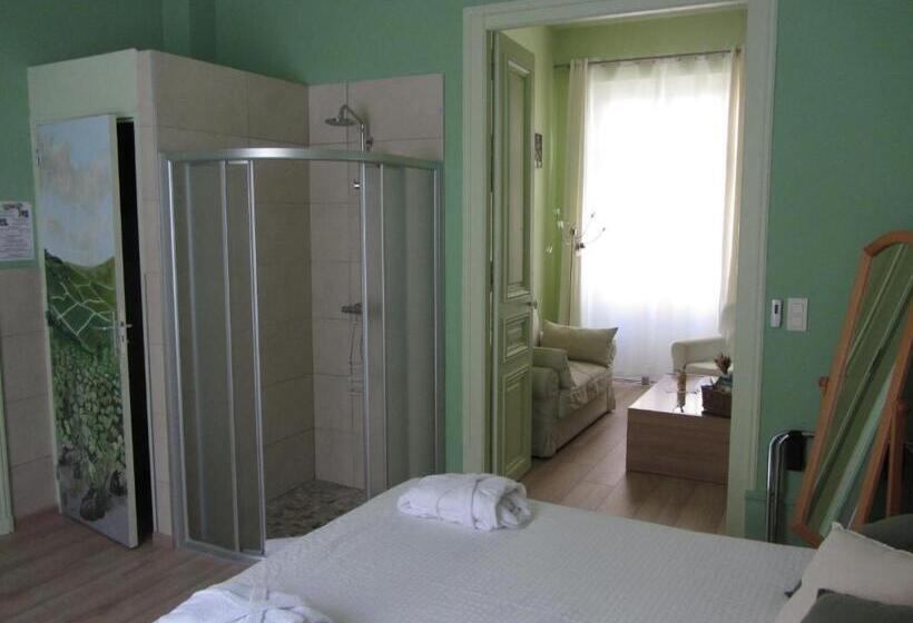 Номер Стандарт, Chambre D'hôtes Les Epicuriens