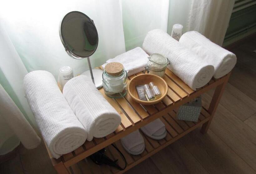 Номер Стандарт, Chambre D'hôtes Les Epicuriens