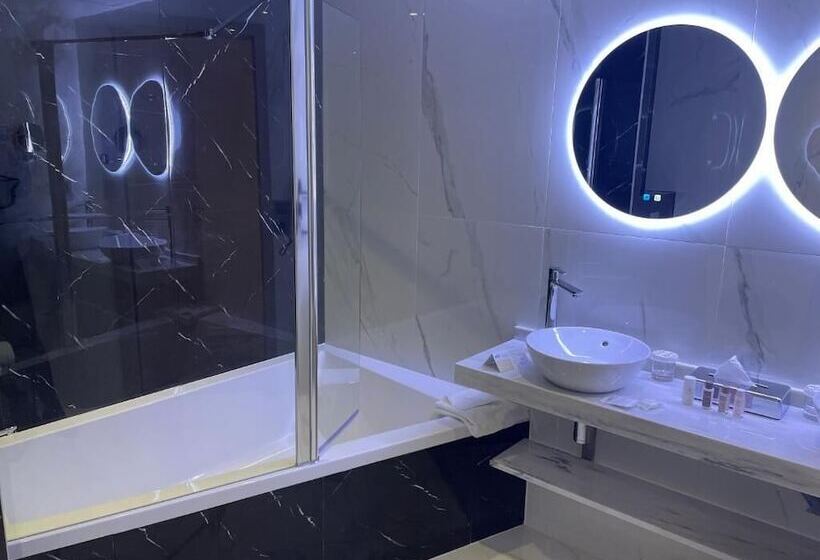 Номер Superior, Brit Hotel Privilège Paris Rosny Sous Bois