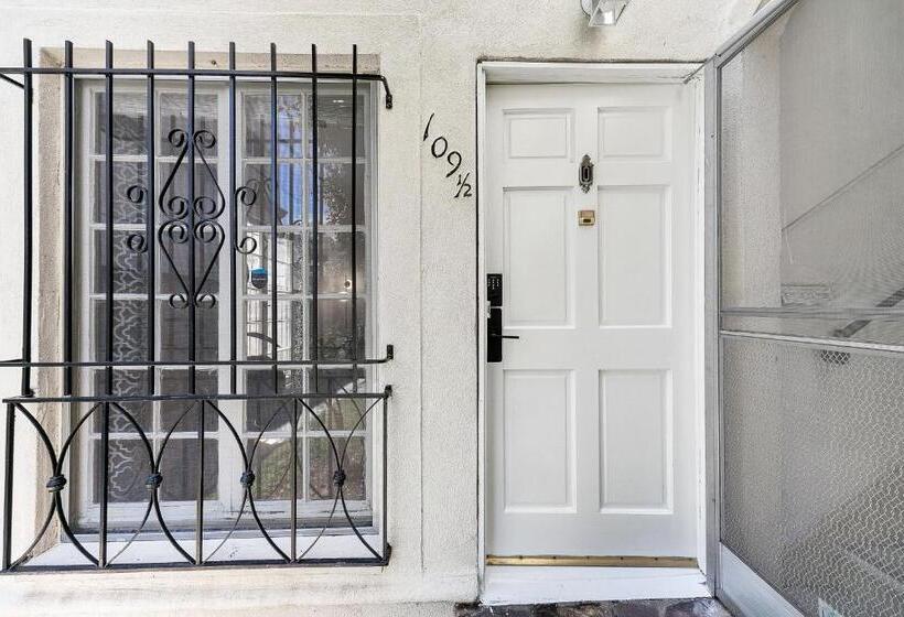 Apartamento 1 Dormitório, Beverly Hills Stylish & Central 1 Br Apt + Parking