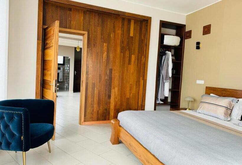 Deluxe Suite King Bed, Amontana Luxury Hôtel