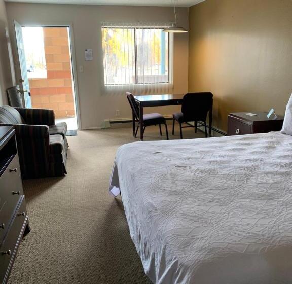 Стандартный Номер Кровать Кинг, Down Home Lodge & Family Rv Resort