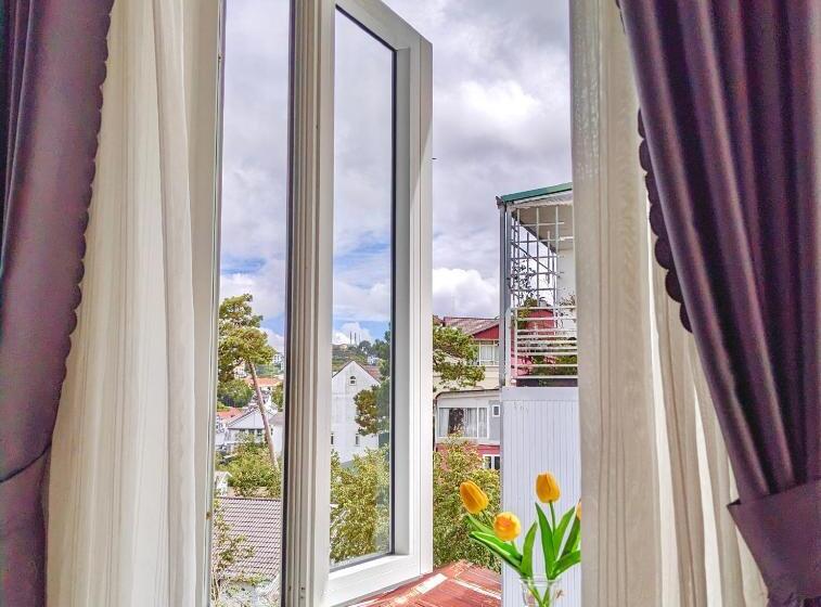 اتاق لوکس با چشم‌انداز شهر, Nắng Hạ Homestay đà Lạt