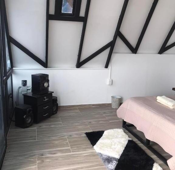 Номер Deluxe с Балконом, Hospedaje Mirador La Floresta