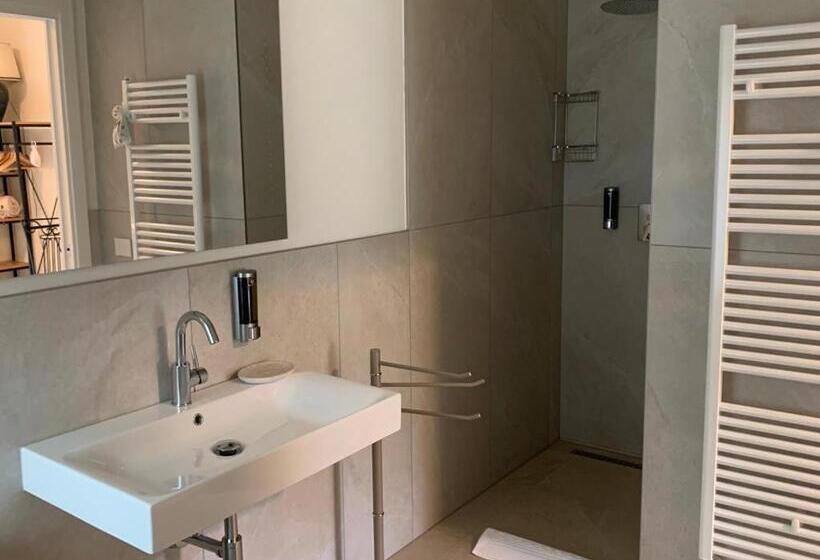 Номер Стандарт Вид на Сад, Villa Marta Bed And Breakfast